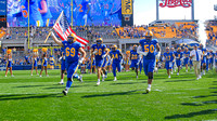 NCAA Football: Youngstown State Penguins at Pitt Panthers