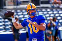 NCAA Football: Youngstown State Penguins at Pitt Panthers