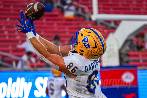 NCAA Football: Pitt Panthers at SMU Mustangs