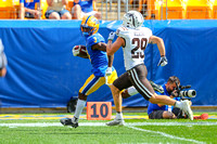 NCAA Football: Western Michigan Broncos at Pitt Panthers