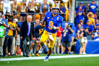 NCAA Football: West Virginia Mountaineers at Pitt Panthers