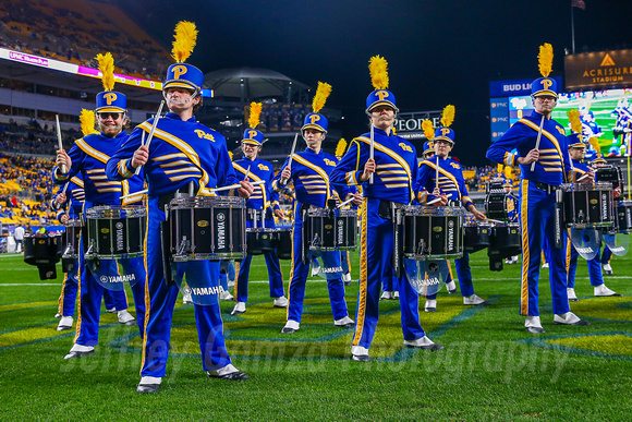 NCAA Football: Virginia Cavaliers at Pitt Panthers
