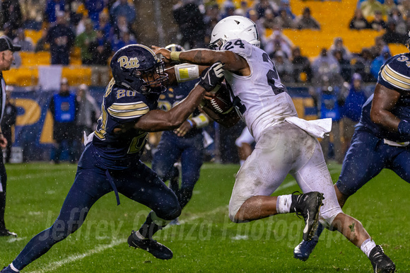 NCAA Football: Penn State Nittany Lions at Pitt Panthers