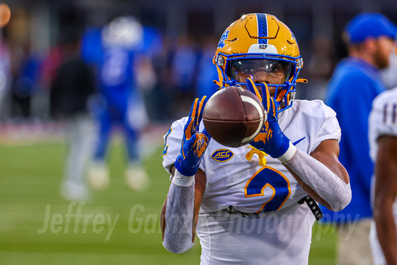 NCAA Football: Pitt Panthers at SMU Mustangs