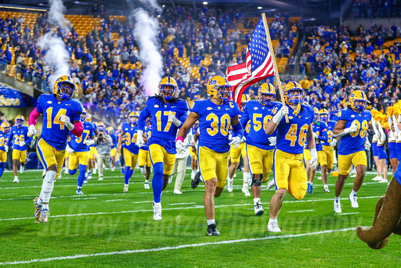 NCAA Football: Syracuse Orange at Pitt Panthers