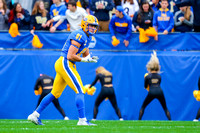 NCAA Football: Miami (FL) Hurricanes at Pitt Panthers