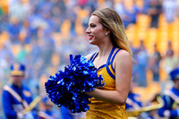 NCAA Football: Delaware Blue Hens at Pitt Panthers