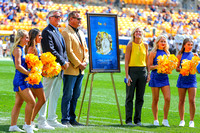 NCAA Football: Western Michigan Broncos at Pitt Panthers