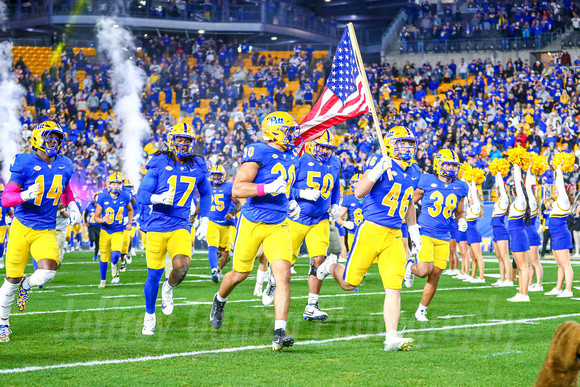 NCAA Football: Syracuse Orange at Pitt Panthers