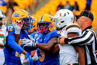 NCAA Football: Miami (FL) Hurricanes at Pitt Panthers